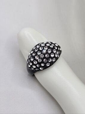 Swarovski Crystal Elements Gunmetal Statement Ring Size 7.75 Clear Prom Bridal